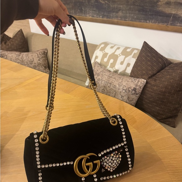 Gucci Black Shoulder Bag with Gold and Silver Accents - Picture 8 of 12